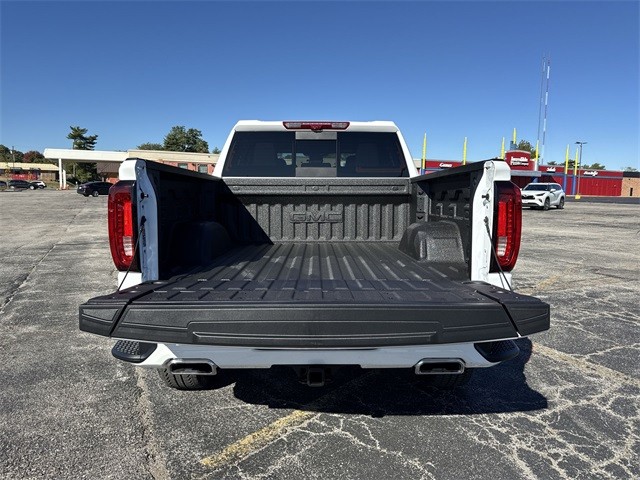 GMC Sierra 1500 Vehicle Full-screen Gallery Image 23