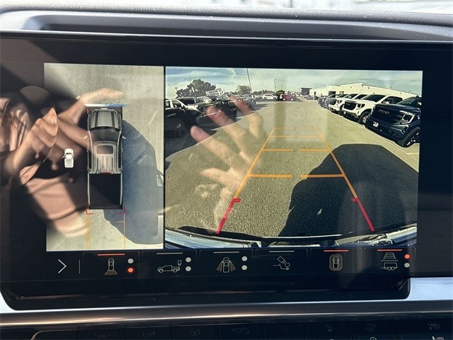 GMC Sierra 1500 Vehicle Full-screen Gallery Image 17