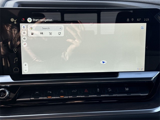 GMC Sierra 1500 Vehicle Full-screen Gallery Image 18