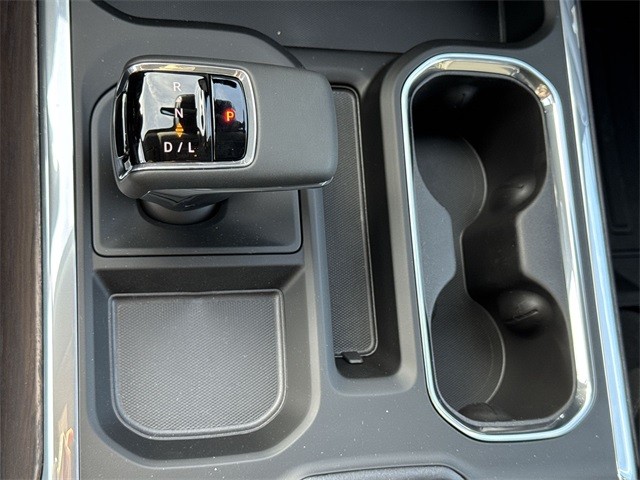 GMC Sierra 1500 Vehicle Full-screen Gallery Image 20