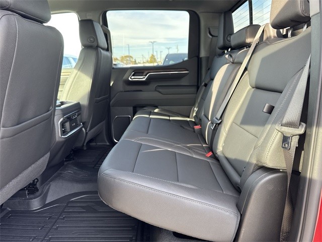 GMC Sierra 1500 Vehicle Full-screen Gallery Image 22