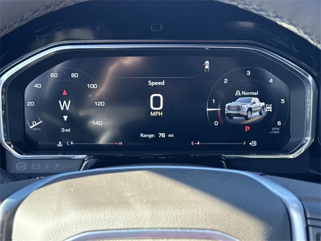 GMC Sierra 1500 Vehicle Full-screen Gallery Image 15