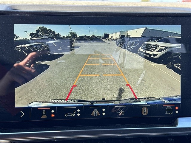 GMC Sierra 1500 Vehicle Full-screen Gallery Image 17