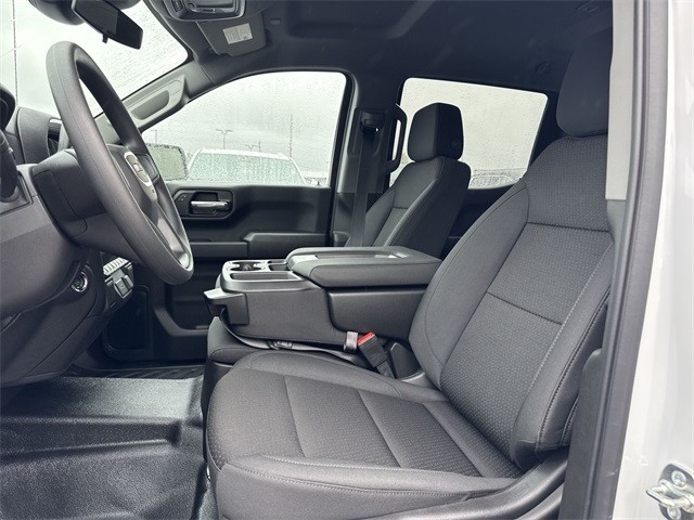 GMC Sierra 1500 Vehicle Full-screen Gallery Image 11