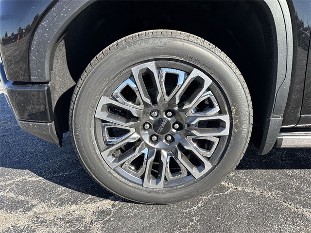 GMC Sierra 1500 Vehicle Full-screen Gallery Image 10