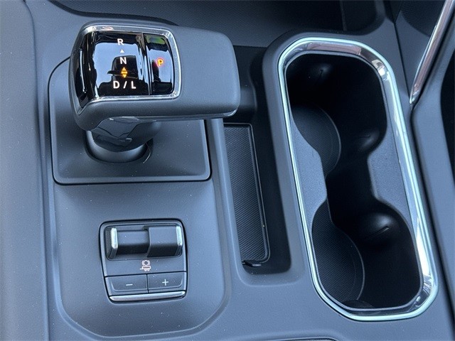 GMC Sierra 1500 Vehicle Full-screen Gallery Image 20