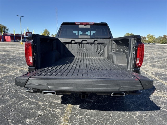 GMC Sierra 1500 Vehicle Full-screen Gallery Image 24