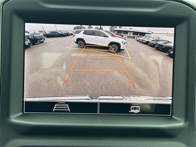 GMC Sierra 1500 Vehicle Full-screen Gallery Image 17