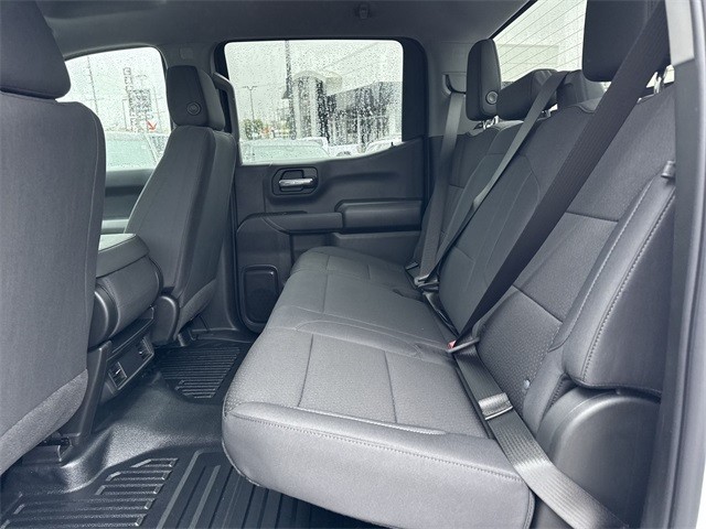 GMC Sierra 1500 Vehicle Full-screen Gallery Image 21