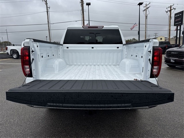 GMC Sierra 1500 Vehicle Full-screen Gallery Image 22