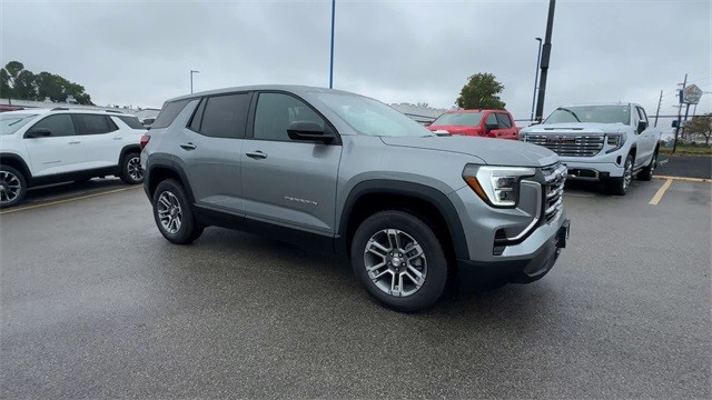 GMC Terrain Vehicle Full-screen Gallery Image 02