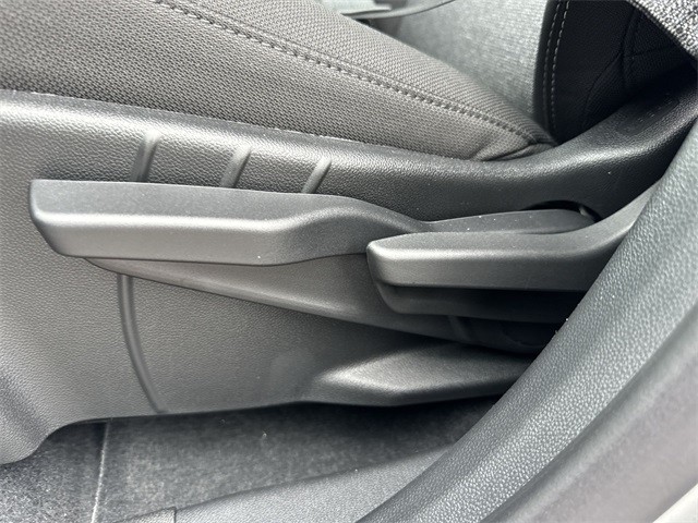 GMC Terrain Vehicle Full-screen Gallery Image 12