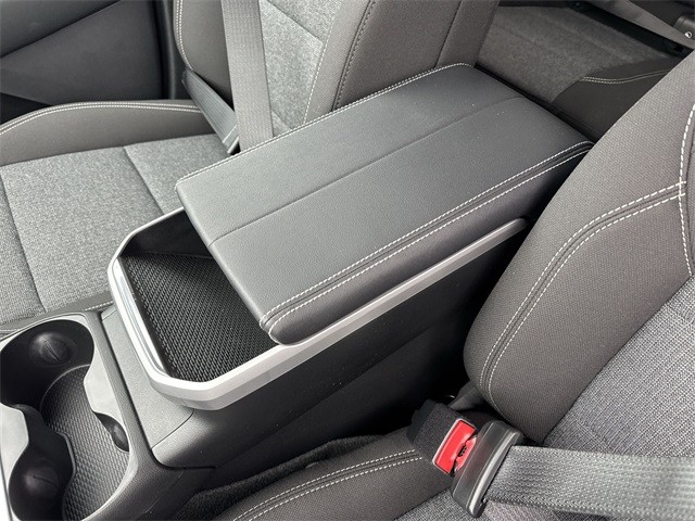 GMC Terrain Vehicle Full-screen Gallery Image 21