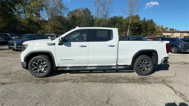 GMC Sierra 1500 Vehicle Full-screen Gallery Image 05