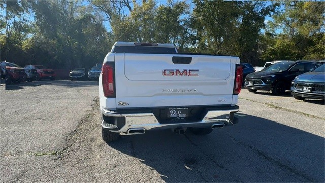 GMC Sierra 1500 Vehicle Full-screen Gallery Image 07