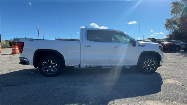 GMC Sierra 1500 Vehicle Full-screen Gallery Image 09