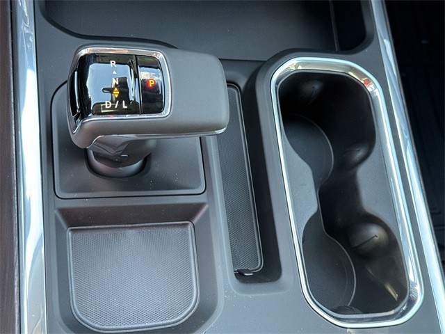 GMC Sierra 1500 Vehicle Full-screen Gallery Image 20