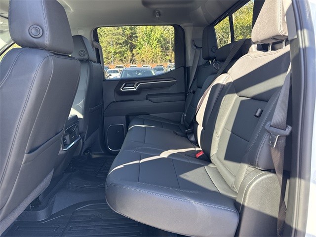 GMC Sierra 1500 Vehicle Full-screen Gallery Image 22