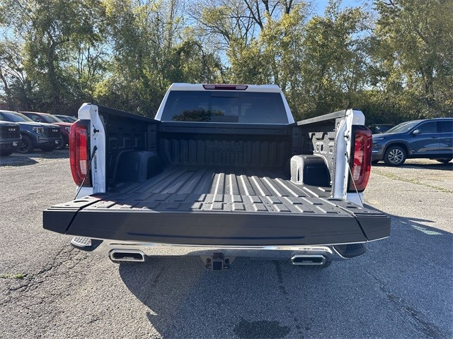 GMC Sierra 1500 Vehicle Full-screen Gallery Image 23