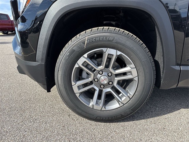 GMC Terrain Vehicle Full-screen Gallery Image 10