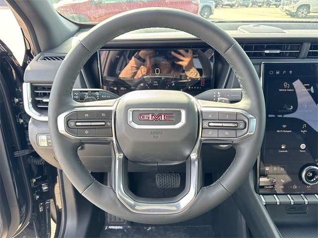 GMC Terrain Vehicle Full-screen Gallery Image 14