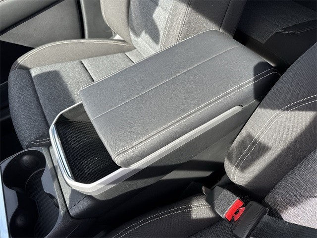 GMC Terrain Vehicle Full-screen Gallery Image 21