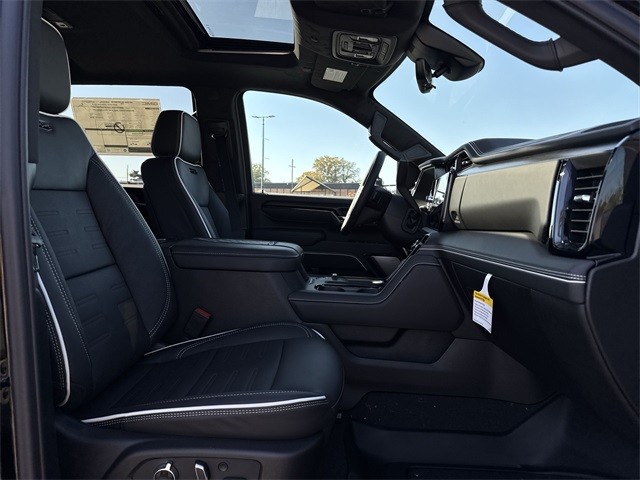 GMC Sierra 2500HD Vehicle Full-screen Gallery Image 25