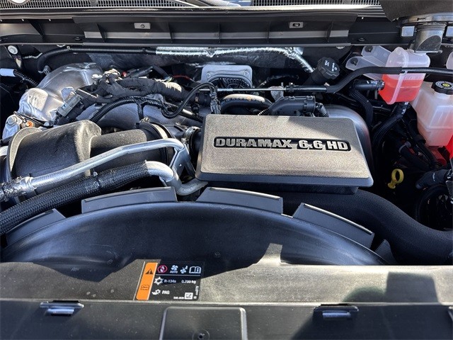 GMC Sierra 2500HD Vehicle Full-screen Gallery Image 26