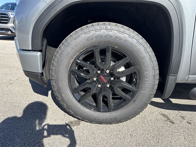 GMC Sierra 1500 Vehicle Full-screen Gallery Image 10