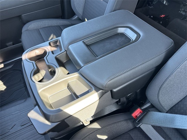 GMC Sierra 1500 Vehicle Full-screen Gallery Image 21