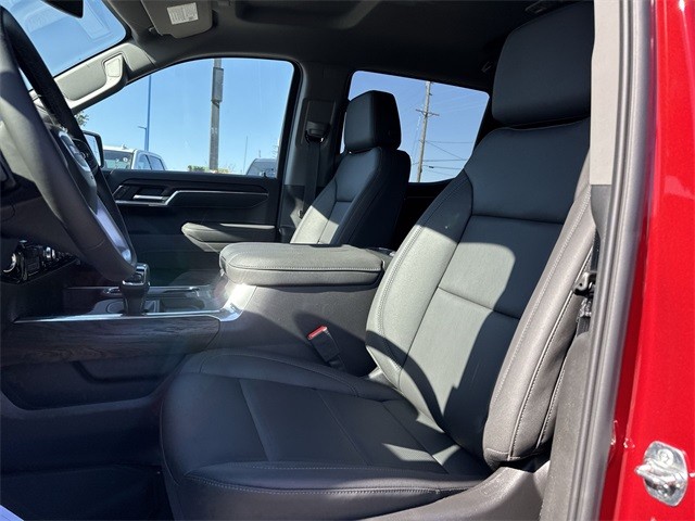 GMC Sierra 1500 Vehicle Full-screen Gallery Image 11