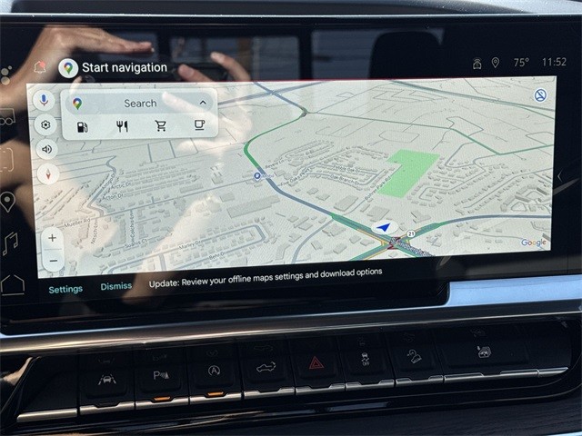 GMC Sierra 1500 Vehicle Full-screen Gallery Image 18