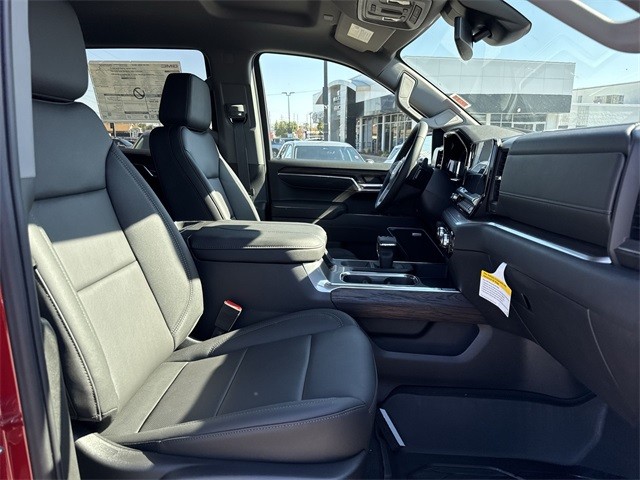 GMC Sierra 1500 Vehicle Full-screen Gallery Image 24