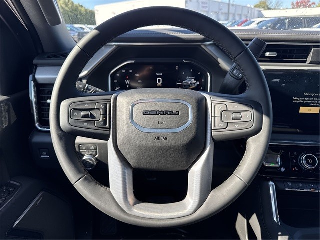 GMC Sierra 2500HD Vehicle Full-screen Gallery Image 14