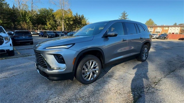 Buick Enclave Vehicle Full-screen Gallery Image 04