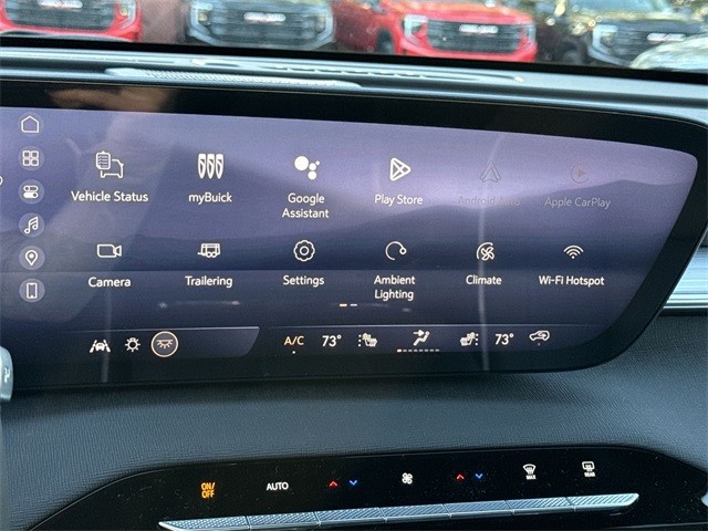 Buick Enclave Vehicle Full-screen Gallery Image 16