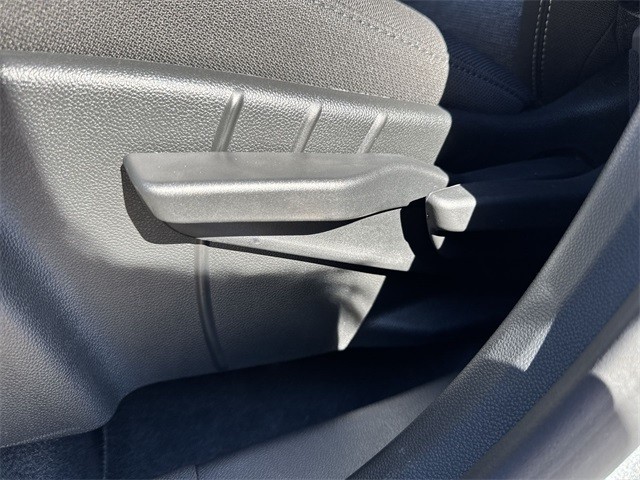 GMC Terrain Vehicle Full-screen Gallery Image 12