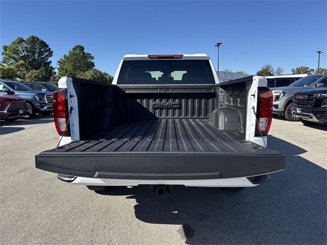 GMC Sierra 1500 Vehicle Full-screen Gallery Image 23