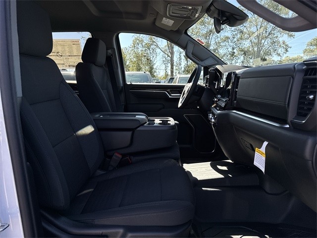 GMC Sierra 1500 Vehicle Full-screen Gallery Image 24