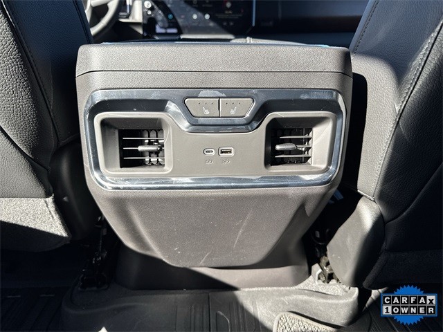 GMC Sierra 1500 Vehicle Full-screen Gallery Image 25