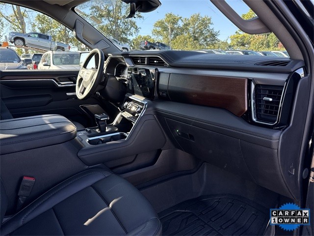 GMC Sierra 1500 Vehicle Full-screen Gallery Image 33