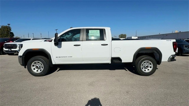 GMC Sierra 3500HD Vehicle Full-screen Gallery Image 05