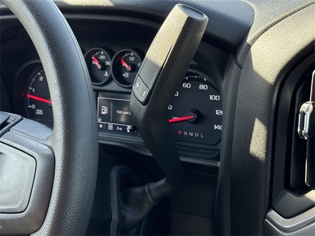 GMC Sierra 3500HD Vehicle Full-screen Gallery Image 19