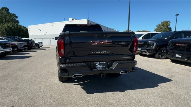 GMC Sierra 1500 Vehicle Full-screen Gallery Image 07