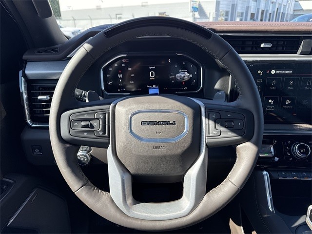 GMC Sierra 1500 Vehicle Full-screen Gallery Image 14