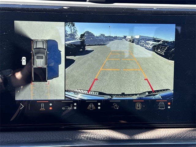 GMC Sierra 1500 Vehicle Full-screen Gallery Image 17