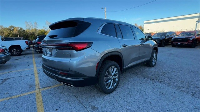 Buick Enclave Vehicle Full-screen Gallery Image 08