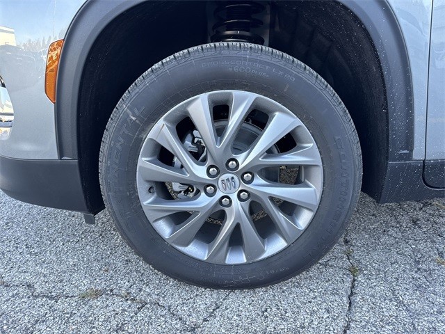 Buick Enclave Vehicle Full-screen Gallery Image 10