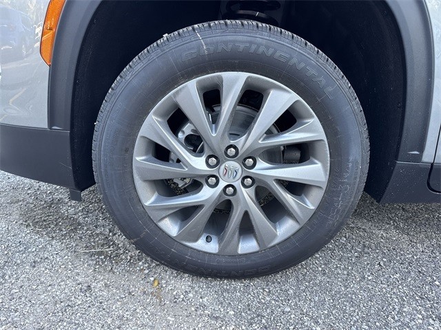 Buick Enclave Vehicle Full-screen Gallery Image 10