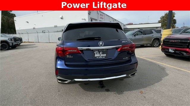 Acura MDX Vehicle Full-screen Gallery Image 09